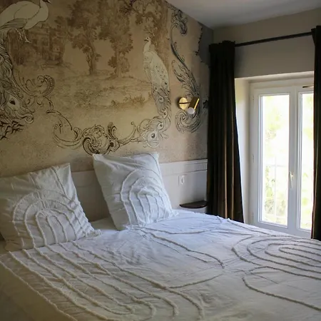 L Escale Antique Apartment
